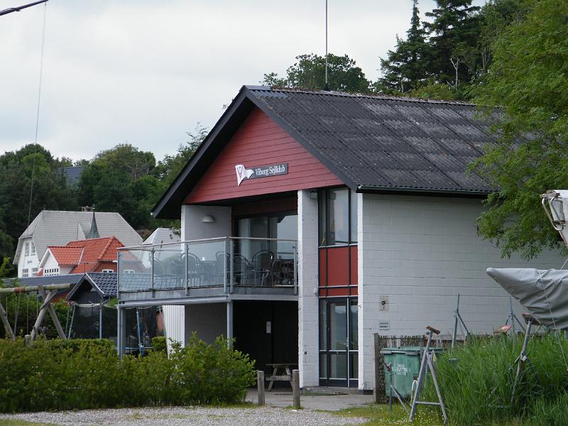 Vereinshaus des Segelclubs.JPG